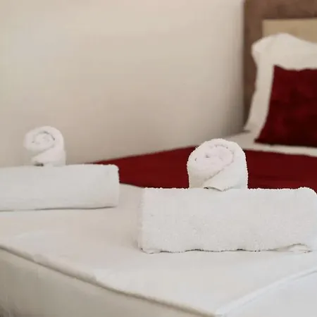 بيت ضيافة Agolli
